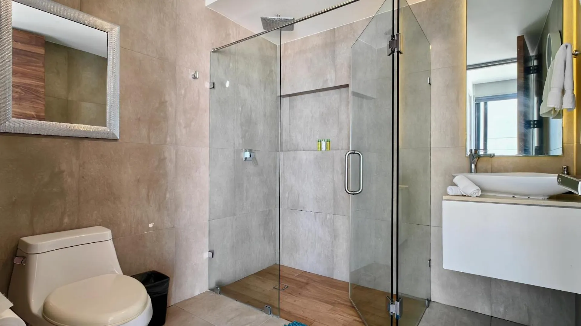 Icono Luxury Ph By Booking Guys بلايا ديل كارمن